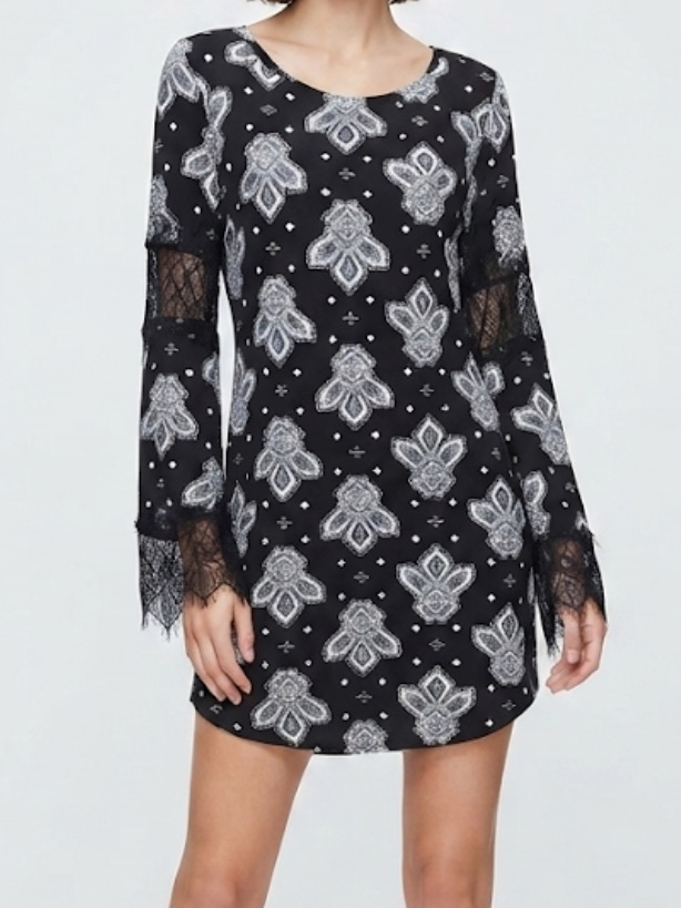 Be.You.Tiful Women’s Boho Black & White Lace Bell Sleeve Shift Dress Size Medium